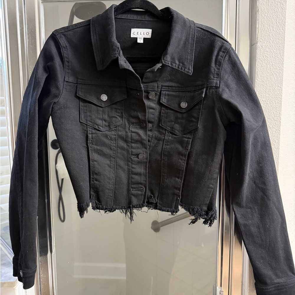 Cello Women's Cropped Black Denim Jacket